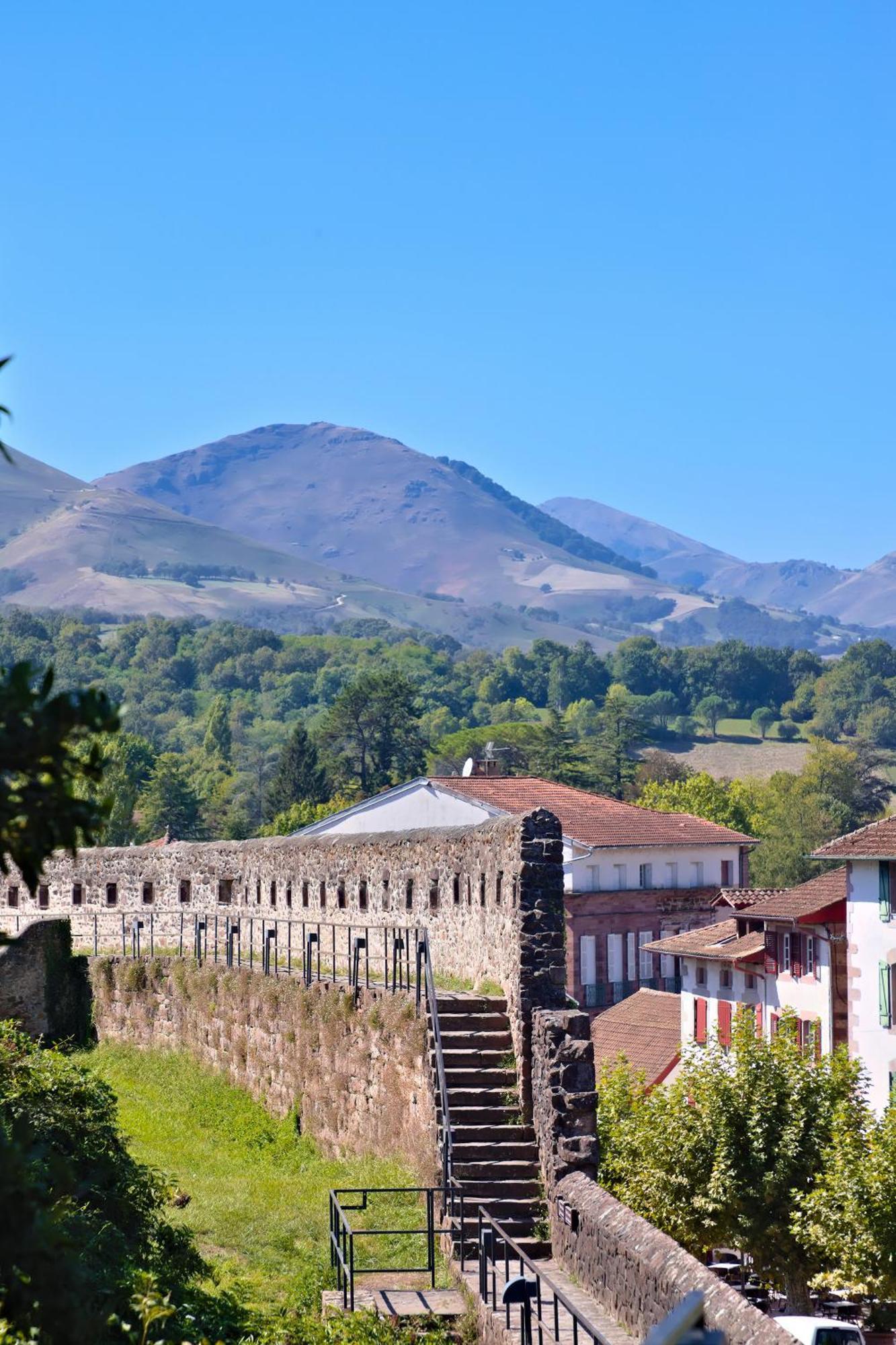 Vvf Residence Pays Basque Saint-Jean-Pied-De-Port Eksteriør bilde