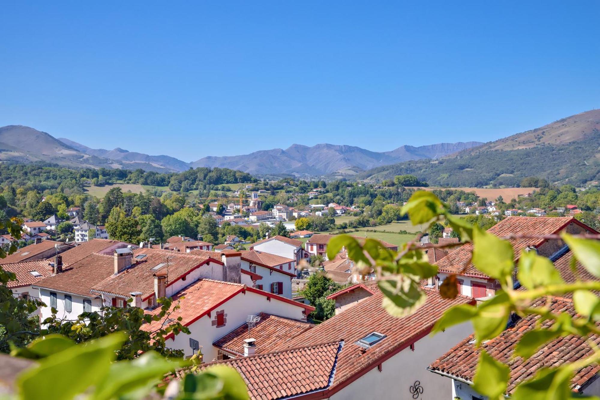 Vvf Residence Pays Basque Saint-Jean-Pied-De-Port Eksteriør bilde